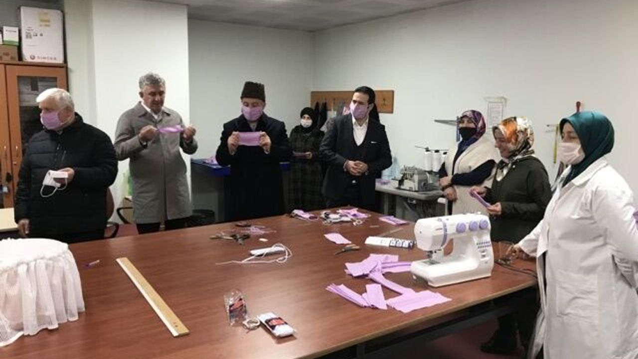 Of Halk Eğitimi Merkezi maske üretiyor