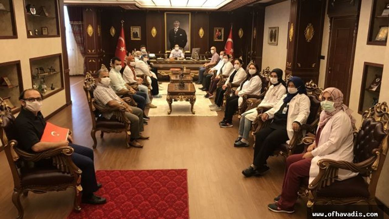 Kaymakam Fırat’tan Sağlık çalışanlarına başarı belgesi