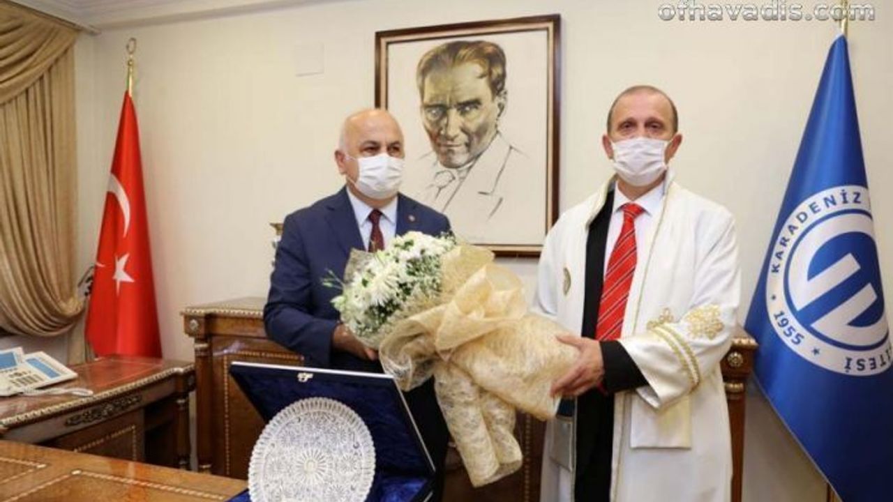 KTÜ’de rektör yardımcıları ve başhekim değişti