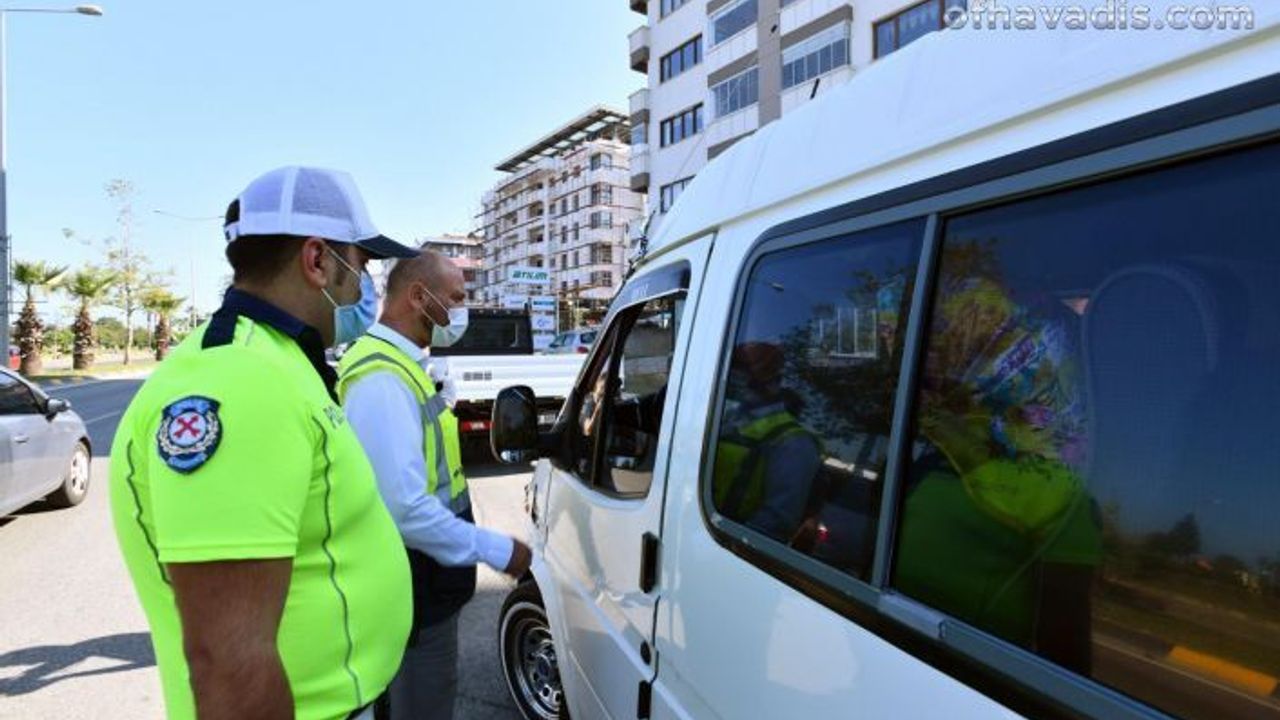 Büyükşehirden Of’ta korsan taksi ve taksimetre denetimi