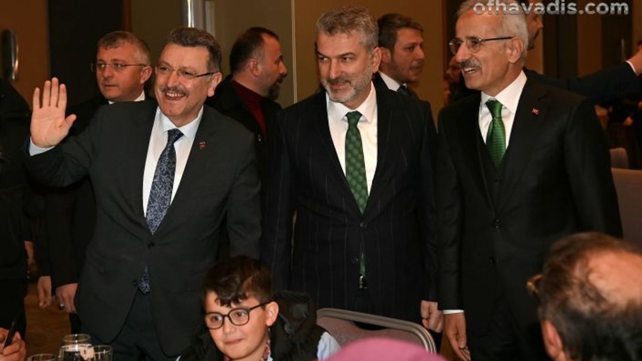 Bakan Uraloğlu Trabzon Teşkilatıyla iftarda buluştu