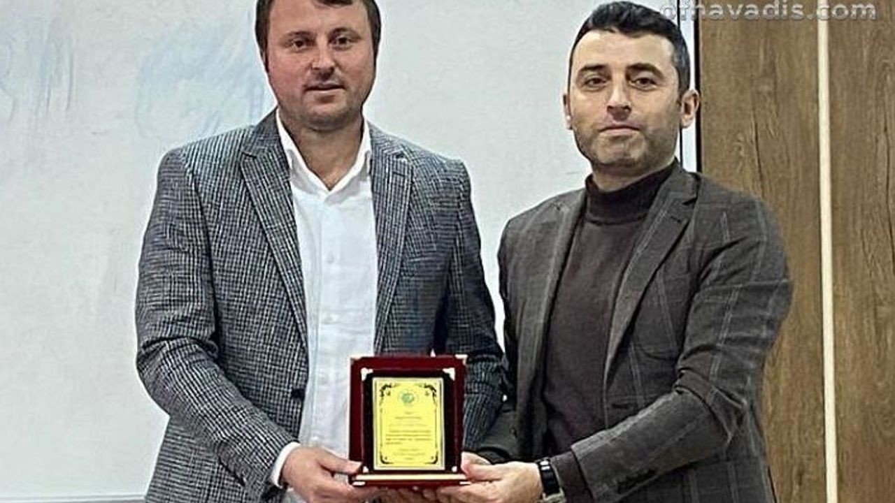 Trabzon Renault Mais’ten Ulusoy Lisesi’ne malzeme desteği