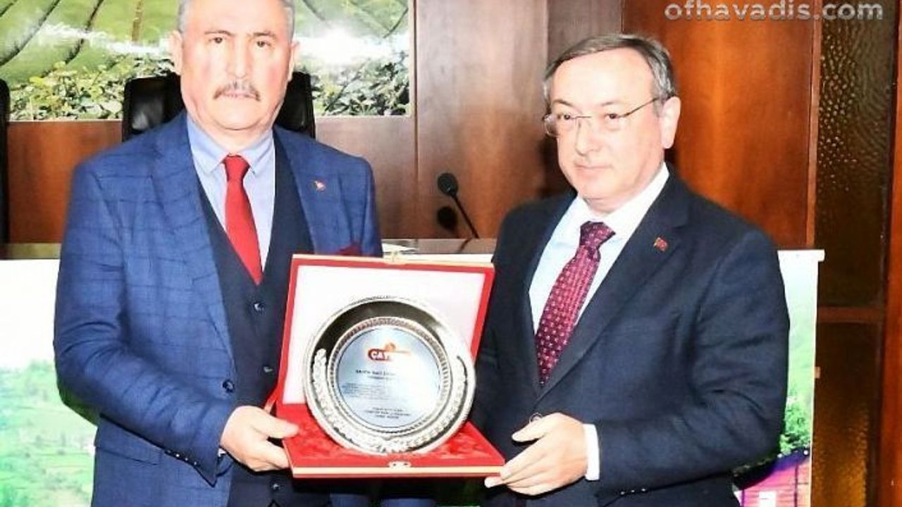 Çaykur 2024 yılının başarılı müdürlerini ödüllendirdi