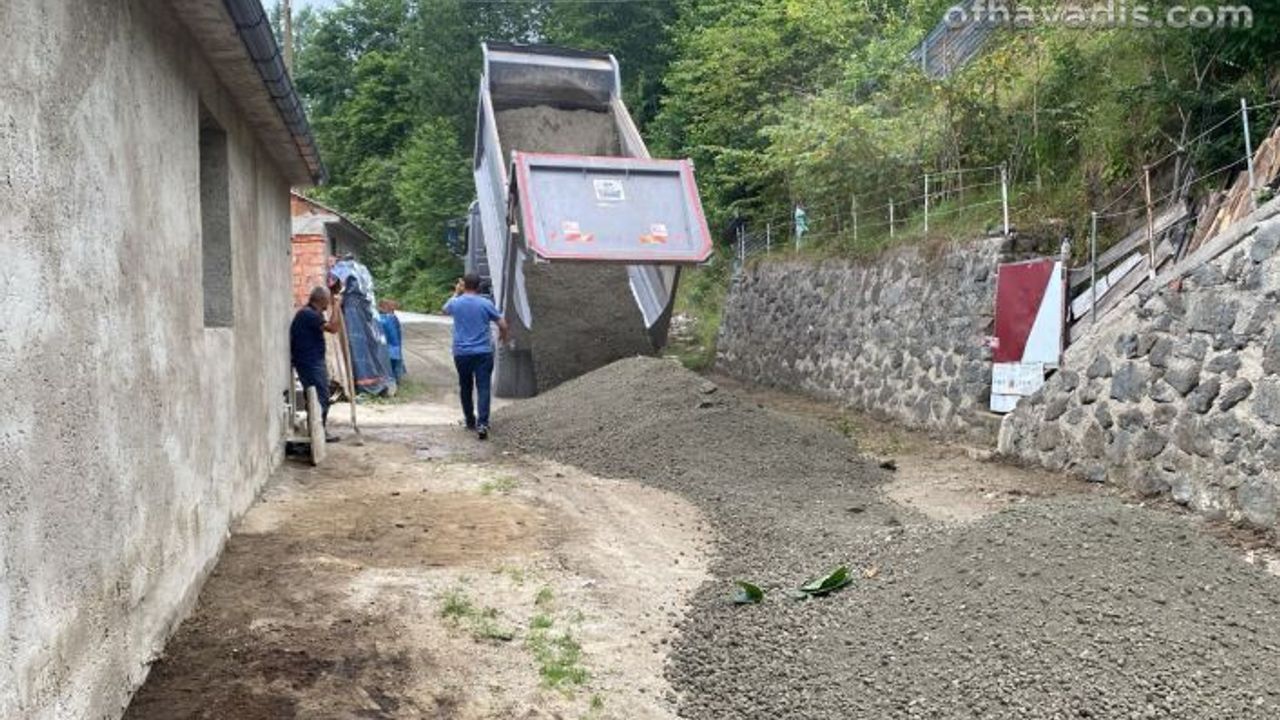 Büyükşehir, 2 günde 2 bin 700 metre kuru beton serdi