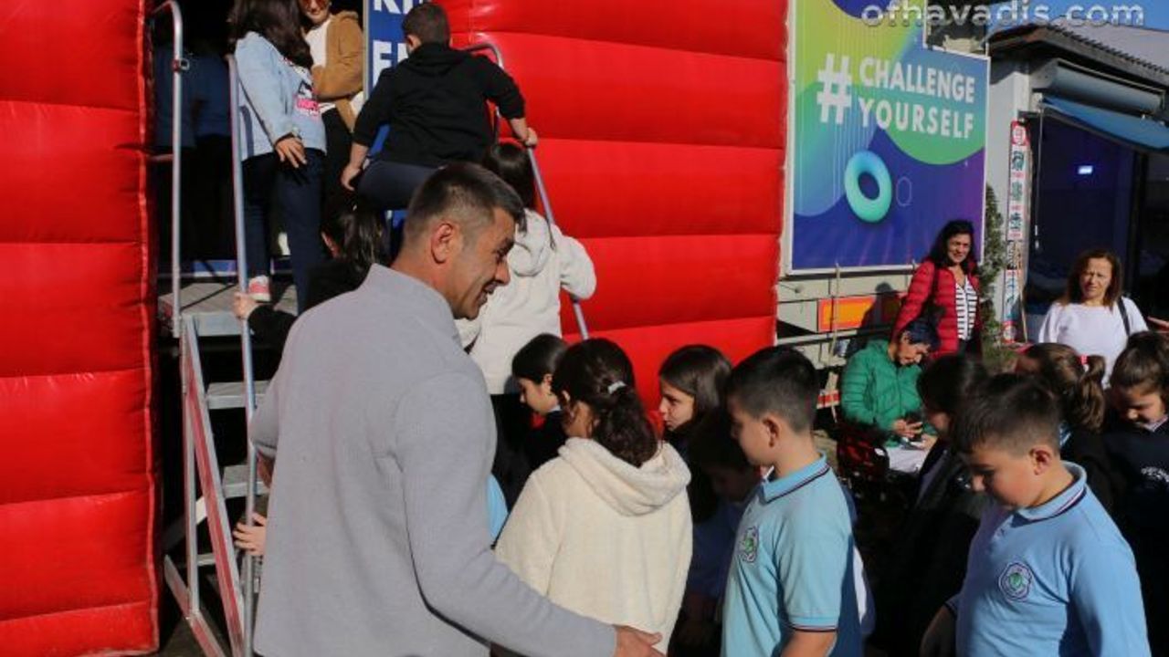 Bilim Tırları öğrenciler için kapılarını açtı