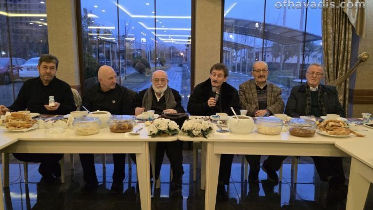 Of İmam Hatip Lisesi’nin ilk mezunları iftarda buluştu