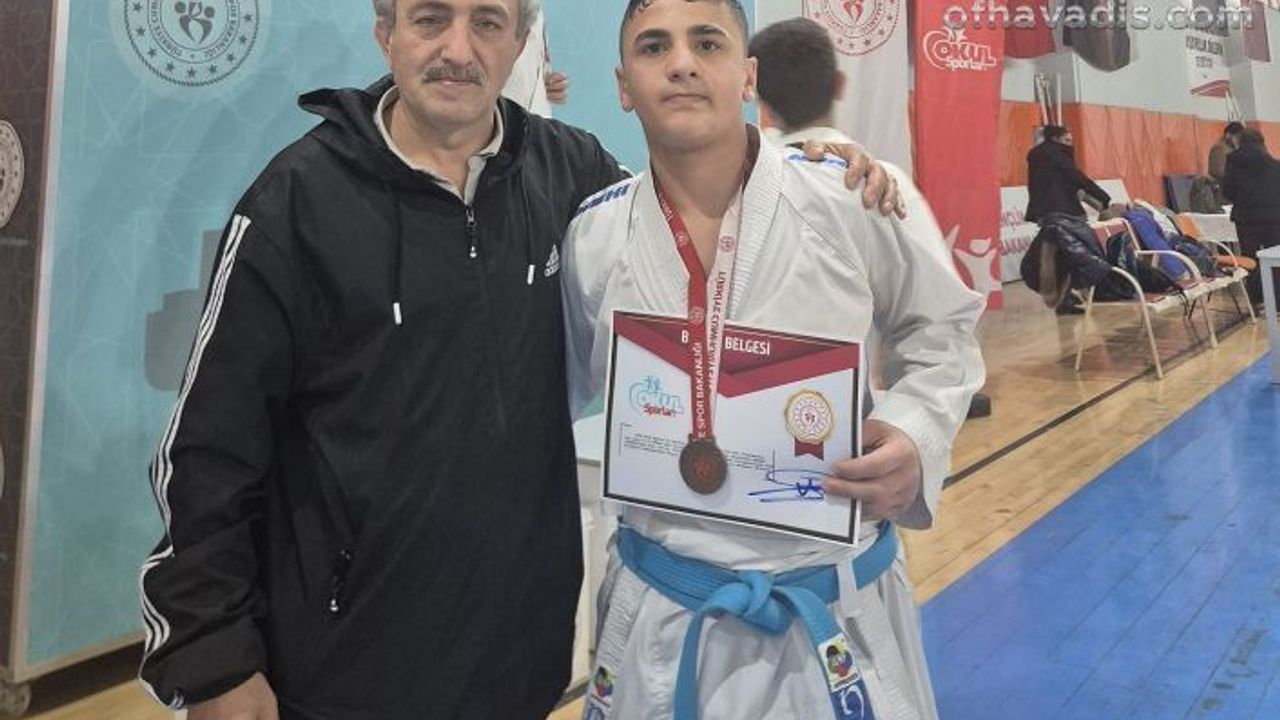 Of Karate Sporcusu Eyüp Yılmaz Milli Takımı temsil edecek