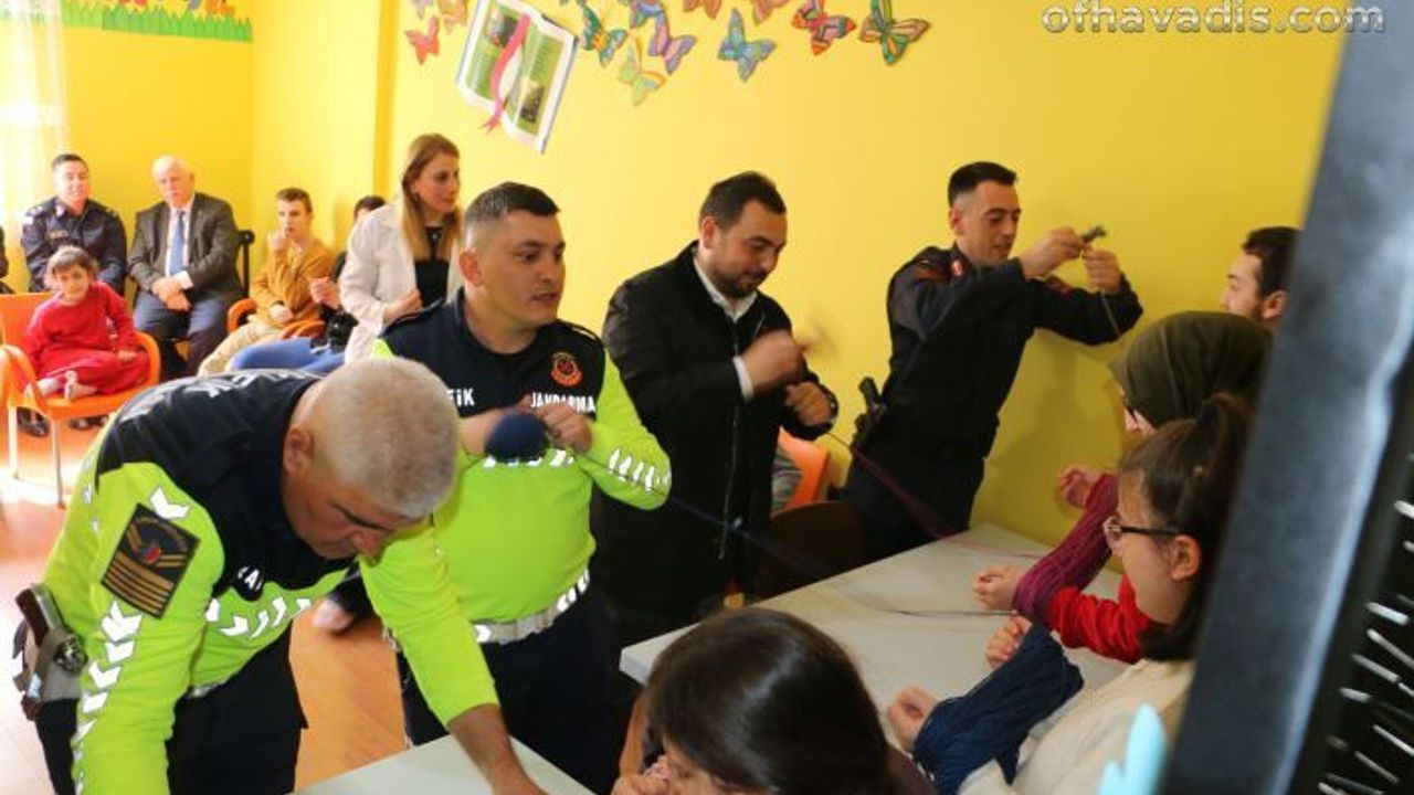 Of’ta Dünya Otizm Farkındalık Günü kutlandı