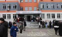 Of’ta Bursluluk Sınavına 431 öğrenci katıldı