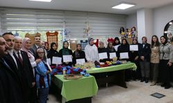 ADEM Kurslarında başarılı olan kadınlar için sertifika töreni