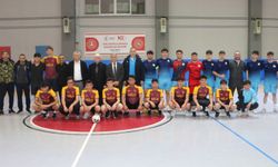 Şehit Necmi Çakır Anadolu Lisesi Futsal şampiyonu