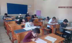 Of’ta Peygamber Sevgisi sınav salonlarına taştı