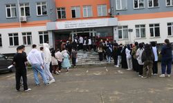 Of’ta ilk kez yapılan üniversite giriş sınavı başarıyla tamamlandı