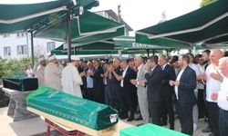 Ayaz ailesinin 3 ferdi son yolculuğuna uğurlandı