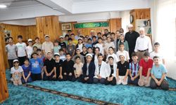 Müdür Kabahasanoğlu ve Vaiz Asal’dan Zehra Hatun Kur’an Kursu’na ziyaret