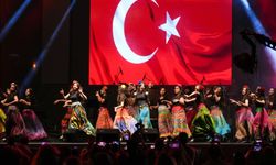 Dünyanın kültürleri Trabzon'da binlerce vatandaşı buluşturdu