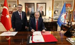 25 yıldır milletimizle yürüyoruz