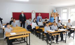 Müdür Kabahasanoğlu’ndan İhsan Karadeniz Ortaokulu 8. sınıf öğrencilerine ziyaret