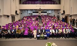 Türkçemize sahip çıkmak, geleceğimize karşı sorumluluğumuzdur