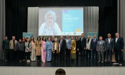 Anadilimiz kimliğimizdir