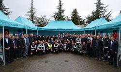 Büyükşehir en zor günde vatandaşın yanında