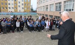 Müdür Kabahasanoğlu OF ŞAT ÇPL’de bayrak törenine katıldı