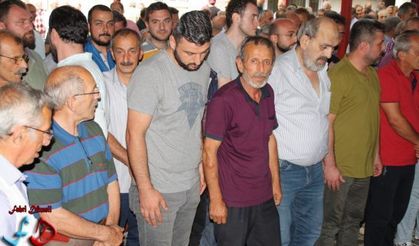 Fatma nine son yolculuğuna uğurlandı