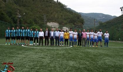 Dernekpazarı’nda futbol heyecanı