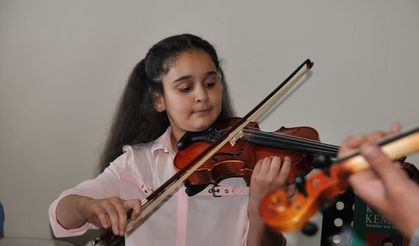 Hayrat’ın yemyeşil doğasından sanat yükseliyor