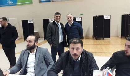 Of Hayrat’ta Mustafa Saral yeniden başkan