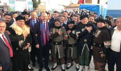 Trabzon Günleri’nde ‪Bakan Soylu’ya yoğun ilgi