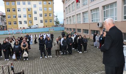 Gazi Mustafa Kemal gibi, Fatih Sultan Mehmet gibi, Kanuni gibi gençler istiyoruz