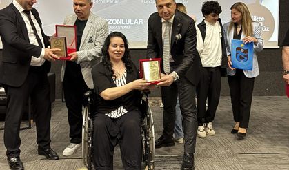 “Bu Sahnede Engel Yok” gecesi büyük beğeni topladı