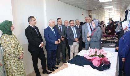 Of Halk Eğitim Merkezinde yılsonu sergisi