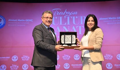 Türkçemize sahip çıkmak, geleceğimize karşı sorumluluğumuzdur