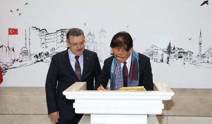 Japonya Büyükelçisi Masami'den Başkan Genç’e ziyaret