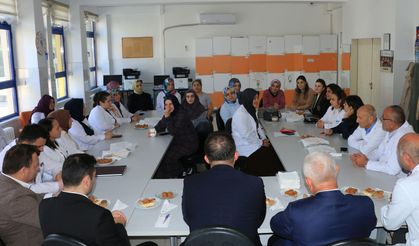 Kaymakam Akça 28 Şubat İlkokulu öğretmenleriyle buluştu