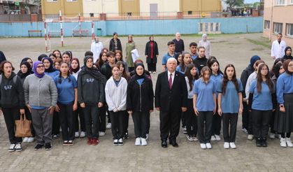 Müdür Kabahasanoğlu OF ŞAT ÇPL’de bayrak törenine katıldı