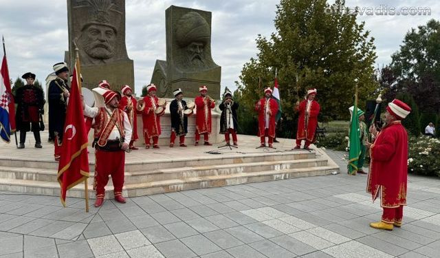 Cihan padişahına muhteşem anma