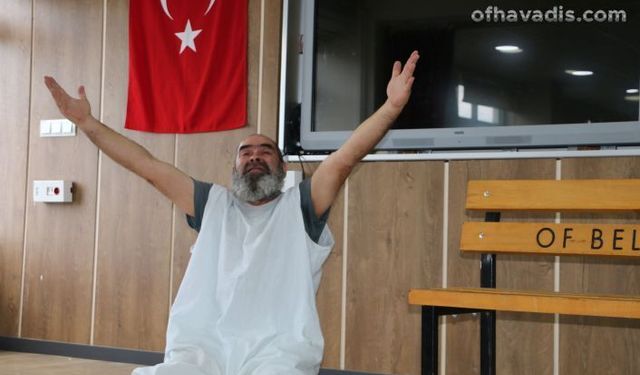 Dünya Tiyatrolar Gününde Oflu öğrencilere tiyatro şöleni