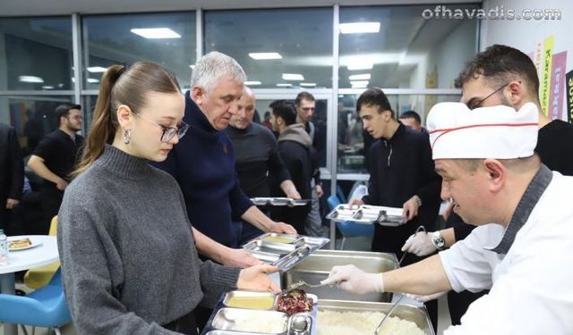 Gençlik Merezi’nde iftar buluşması