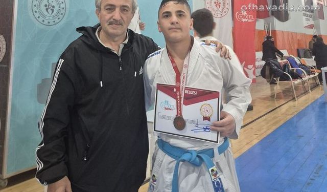 Of Karate Sporcusu Eyüp Yılmaz Milli Takımı temsil edecek