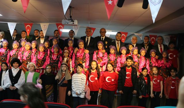 23 Nisan Ulusal Egemenlik ve Çocuk Bayramı kutlandı