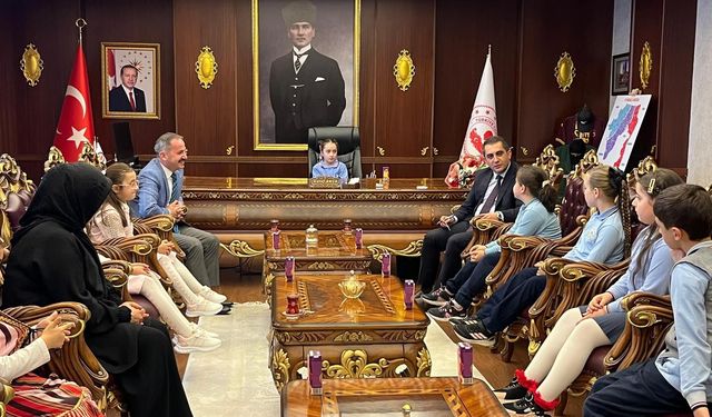 Yeni Kaymakam Şengün, Yeni Başkan Öztürk