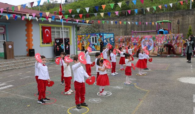 Şehit Hüsnü Uyan Anaokulu’nda 23 Nisan coşkusu
