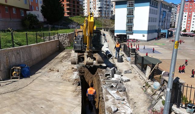 Büyükşehirin Ortahisar’daki altyapı seferberliği sürüyor
