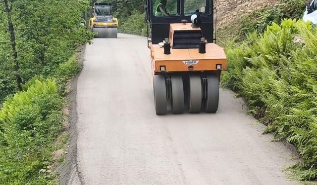 Büyükşehirden yüksek kesimlerde yol seferberliği