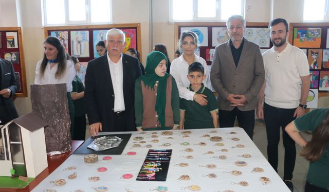 Mikdat Sarıalioğlu Ortaokulunda yılsonu teknoloji tasarım sergisi