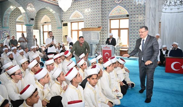 Kur’an’ın mesajını yaşamak ve yaşatmak en büyük sorumluluğumuzdur