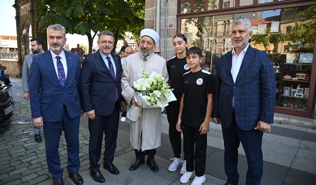Diyanet İşleri Başkanı Arpaguş’tan Büyükşehir Belediyesi’ne ziyaret